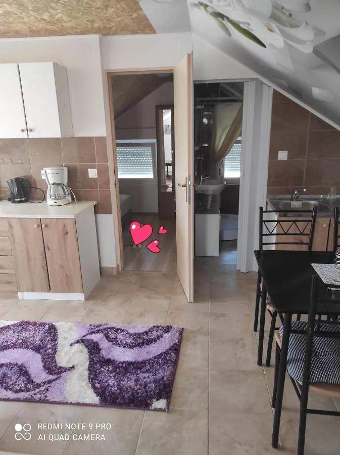Aria & Amadea 3 Apartment Krusevo